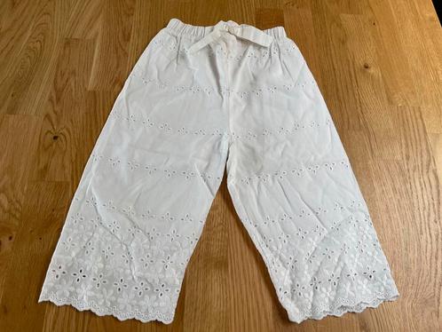 Pantalon blanc Zara t.104, Enfants & Bébés, Vêtements enfant | Taille 104, Comme neuf, Fille, Pantalon