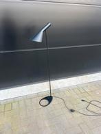 À vendre, copie du lampadaire Arne Jacobsen, noir, Enlèvement ou Envoi, Neuf