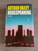 Hoogspanning - Arthur Hailey, Ophalen of Verzenden, Gelezen, Arthur Hailey