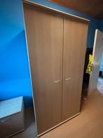 Kleerkast en Nachtkastje, Ophalen