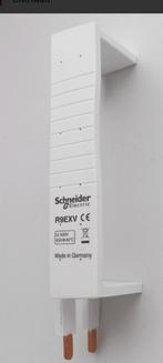 Peigne vertical Schneider (R9EXV), Enlèvement