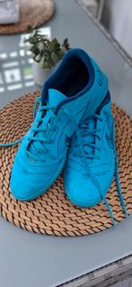 Nike zaalvoetbalschoenen Maat : 42.5, Ophalen of Verzenden, Gebruikt