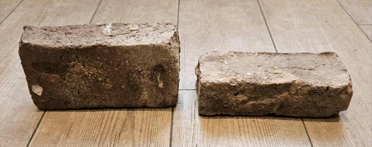 Briques non calibrée 1850/ briqueterie de Rome (Durbuy), Doe-het-zelf en Bouw, Metselstenen, Gebruikt, Bakstenen, Ophalen