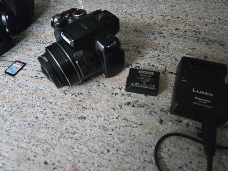 Panasonic Lumix DMC-FZ200, TV, Hi-fi & Vidéo, Appareils photo numériques, Neuf, Reflex miroir, Autres Marques, 8 fois ou plus