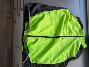 Gilet coupe vent beschikbaar voor biedingen