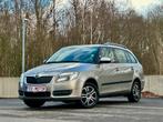 SKODA FABIA 1.2 BENZINE, GEKEURD, AIRCO, TREKHAAK, Auto's, 1198 cc, 5 deurs, Euro 4, Fabia