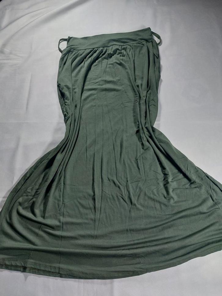 Longue jupe verte sans marque, Kleding | Dames, Rokken, Zo goed als nieuw, Maat 36 (S), Groen, Onder de knie, Ophalen of Verzenden