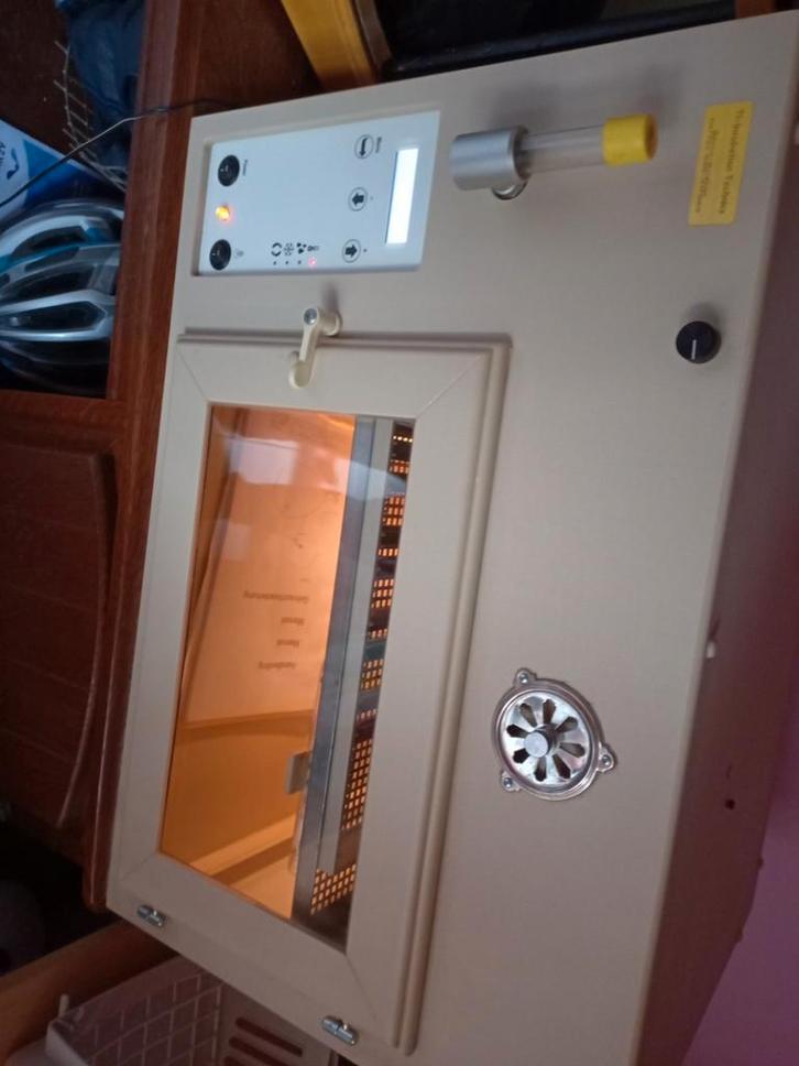 Broedmachine zo goed als nieuw, Dieren en Toebehoren, Pluimvee | Toebehoren, Zo goed als nieuw, Broedmachine, Ophalen