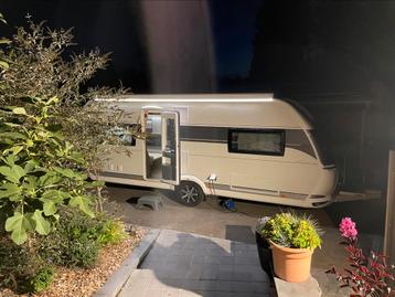Hobby caravan 560 CFE, Caravans en Kamperen, Koelkast, Vast bed, Hobby, Treinzit