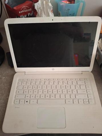 pc portable hp à réparer beschikbaar voor biedingen