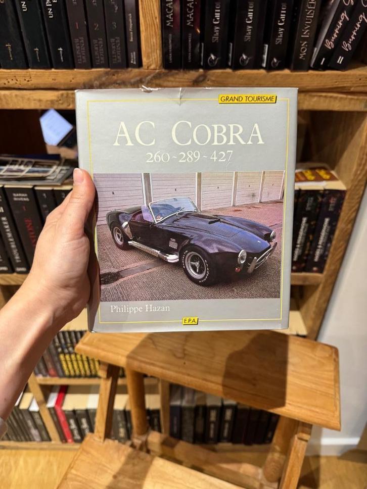 Livre AC Cobra – 260 / 289 / 427 – Philippe Hazan, Boeken, Auto's | Boeken, Gelezen, Overige merken, Ophalen of Verzenden