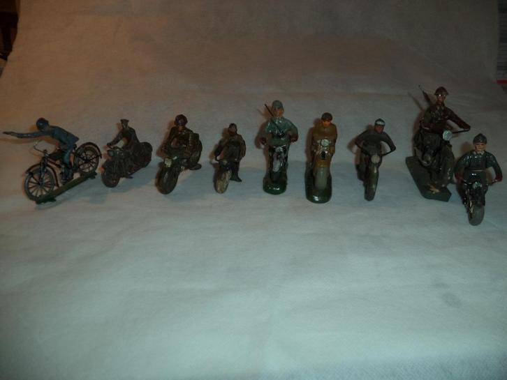 jouets soldats Motards composite, étain, Antiquités & Art, Antiquités | Jouets, Enlèvement ou Envoi