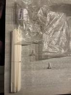 Sluitingen en stokjes voor ballonnen, Ophalen of Verzenden, Nieuw, Feestartikel