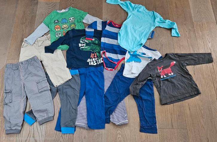 Set voor jongen maat 86-92 met 12 stuks, Kinderen en Baby's, Kinderkleding | Maat 92, Zo goed als nieuw, Jongen, Ophalen