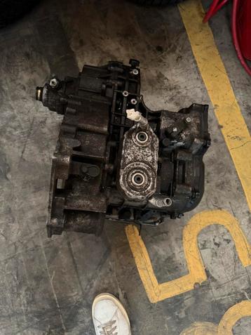 Volkswagen /audi T4 2.5tdi automaatbak  beschikbaar voor biedingen