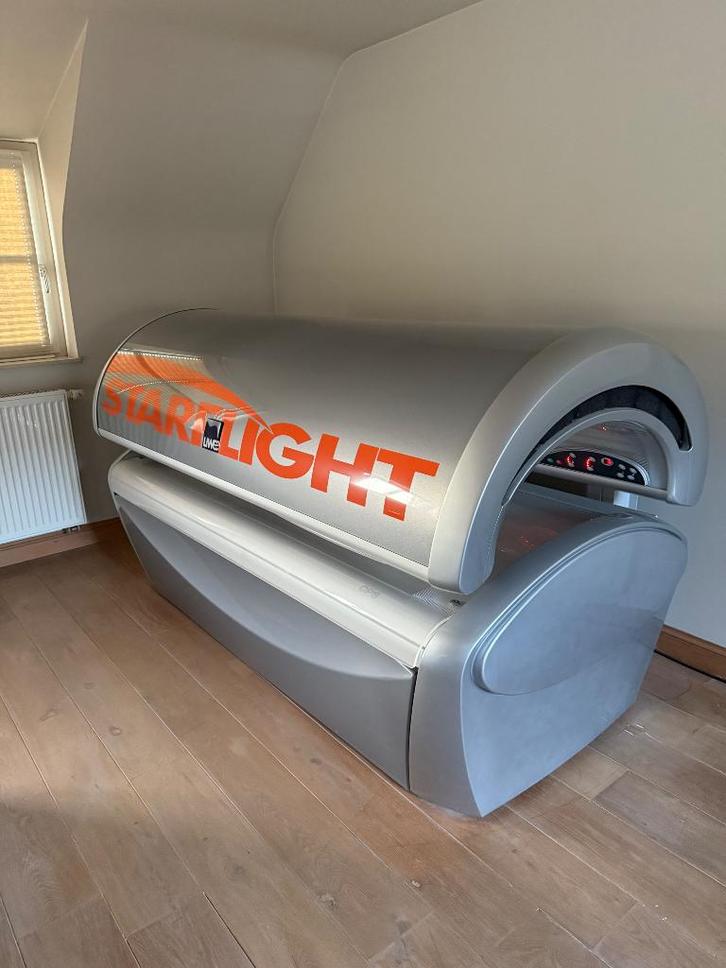 Zonnebank, Electroménager, Solarium, Banc solaire & Bronzage facial, Comme neuf, Banc solaire double, 15 lampes ou plus, Enlèvement