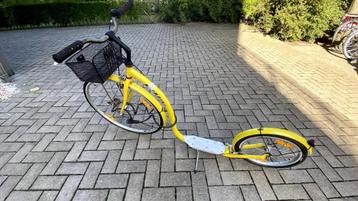 Step type "Cruiser" - groot wiel voor en klein wiel achter beschikbaar voor biedingen