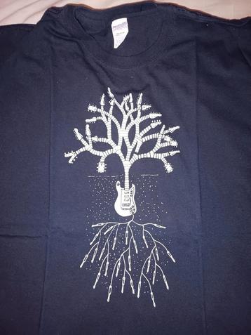 Fantasy t-shirt XL  beschikbaar voor biedingen