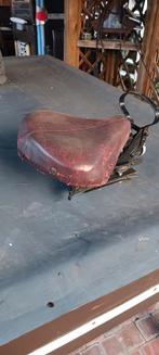 Oud motor zadel jaren 50, Motoren, Ophalen