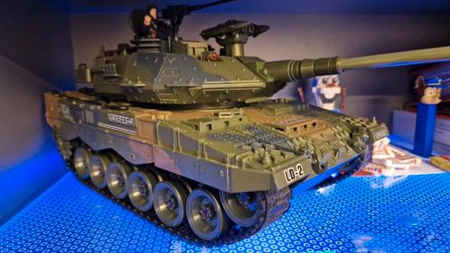 Leopard 2 Tank schaal 1/16, Hobby en Vrije tijd, Modelbouw | Radiografisch | Overige, Zo goed als nieuw, Ophalen of Verzenden