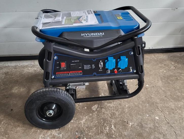 Hyundai benzine generator 55059FF LB3500-YB 7HP, Bricolage & Construction, Générateurs, Neuf, Essence, Enlèvement