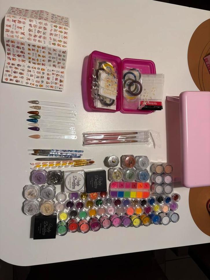 Acryl nagels, Handtassen en Accessoires, Uiterlijk | Cosmetica en Make-up, Zo goed als nieuw, Ophalen