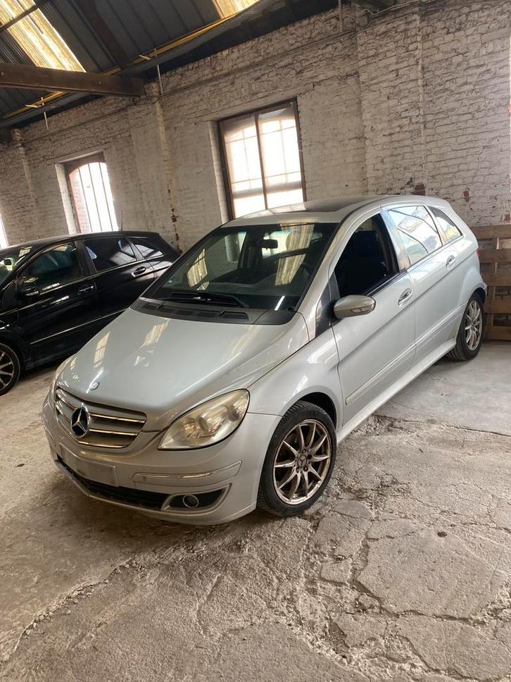 Mercedes-benz B-klasse voor aparte onderdelen, Auto's, Mercedes-Benz, Bedrijf, B-Klasse, Benzine, Ophalen
