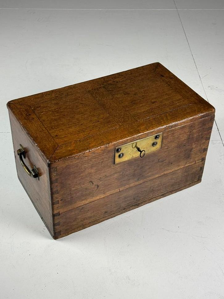 Eiken kist 19e eeuw antiek, Huis en Inrichting, Woonaccessoires | Kisten, Eikenhout, Ophalen