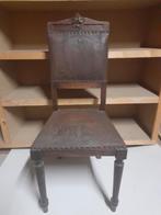 Six chaises anciennes avec assises et dossiers en cuir gaufr, Enlèvement