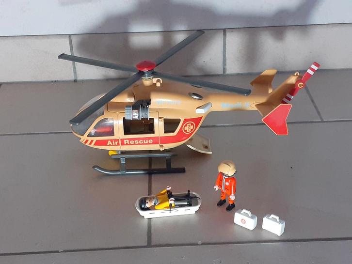 Hélicoptère secours Playmobil, Enfants & Bébés, Jouets | Playmobil, Utilisé, Enlèvement