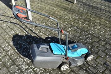 grasmachine Gardena beschikbaar voor biedingen