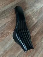 Saddlemen seat, Motoren, Ophalen