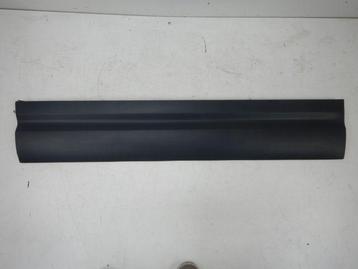 Land Rover New Defender L663 Sideskirt Links-voor L8B2-21065 beschikbaar voor biedingen