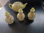 Mooie Chinese theepot en 3 bijhorende potjes, Antiek en Kunst, Ophalen of Verzenden