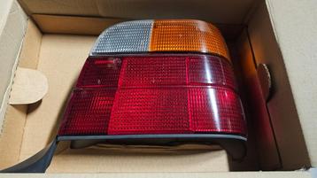 Achterlicht rood oranje rechts BMW E36 Touring 213692 632183 beschikbaar voor biedingen