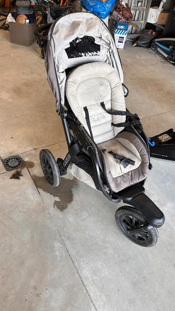 poussette - siège auto, Kinderen en Baby's, Kinderwagens en Combinaties, Gebruikt, Kinderwagen, Overige merken, Duowagen, Luchtbanden