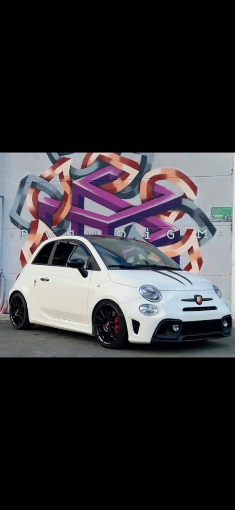 FIAT 595 ABARTH ESSESSE, Auto's, Abarth, Particulier, ABS, Airbags, Airconditioning, Android Auto, Apple Carplay, Bluetooth, Boordcomputer