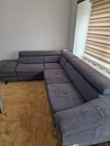 Hoekbank hoekzetel beschikbaar voor biedingen