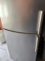 Koelkast, Elektronische apparatuur, Koelkasten en IJskasten, Ophalen, Gebruikt, 200 liter of meer, Met aparte vriezer