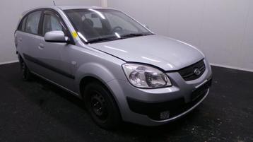 Kia Rio 2009 voorkop compleet ( plaatwerk verlichting koeler beschikbaar voor biedingen