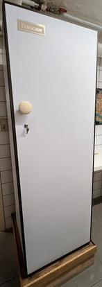 Wijnkast van Eurocave, Enlèvement, Utilisé