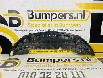 Onderplaat Mercedes W177 2019-2021 Origineel Onderplaat 2-L3 beschikbaar voor biedingen