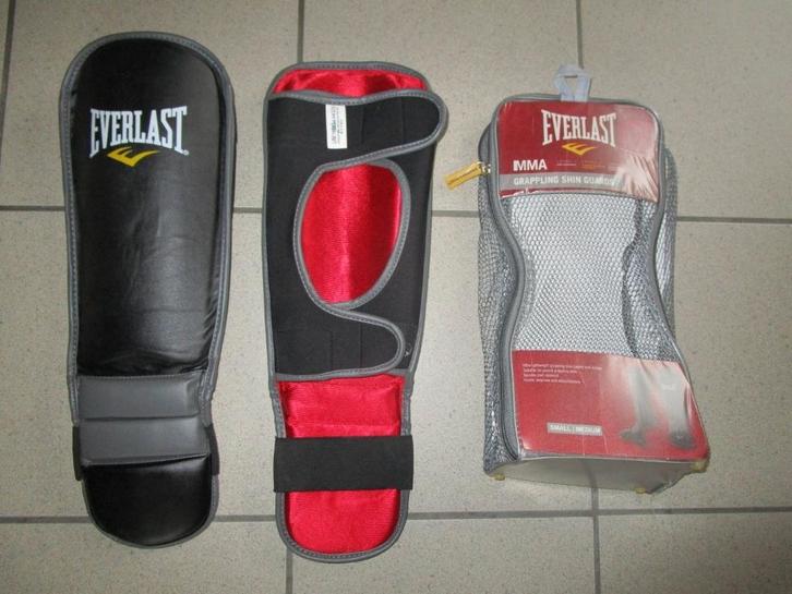 Scheenbeschermers voor gevechtsporten MMA Everlast maat S/M, Sport en Fitness, Vechtsporten en Zelfverdediging, Zo goed als nieuw