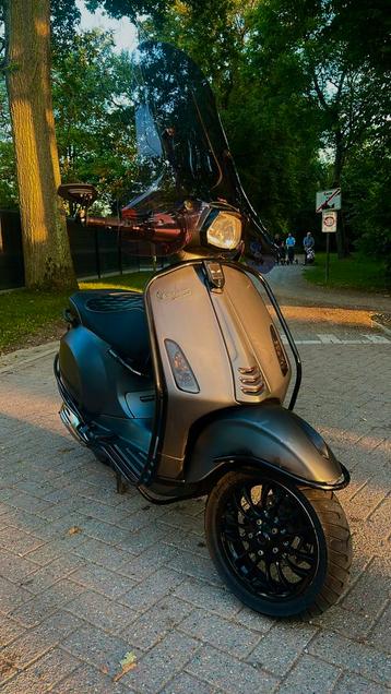 Vespa Sprint Full option beschikbaar voor biedingen