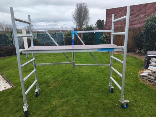 Rolstelling TE HUUR, Doe-het-zelf en Bouw, Steigers, Gebruikt, Rolsteiger of Kamersteiger, 2 tot 5 meter, Ophalen