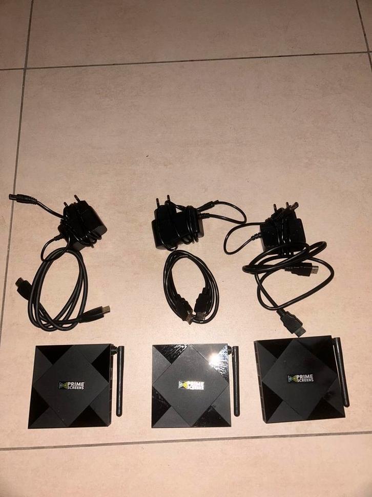 Prime Screens Media Players – TV Box – Zo goed als nieuw, Computers en Software, Pc- en Netwerkkabels, Zo goed als nieuw, Ophalen