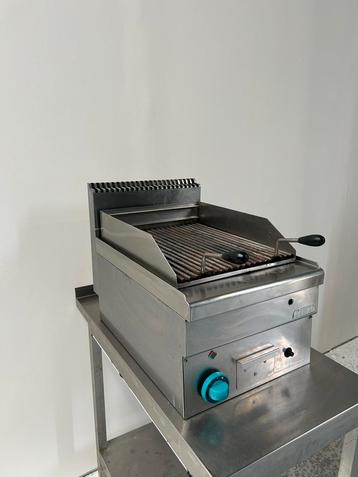 MBM gasgrill met lavasteen beschikbaar voor biedingen