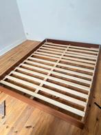 Gratis mee te nemen bed (alleen poten ontbreken), Huis en Inrichting, Slaapkamer | Bedden, Ophalen, Zo goed als nieuw