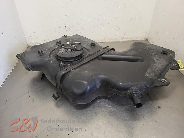 Adblue tank van een Mercedes Vito, Auto-onderdelen, Brandstofsystemen, Mercedes-Benz, Gebruikt, 3 maanden garantie, Ophalen of Verzenden