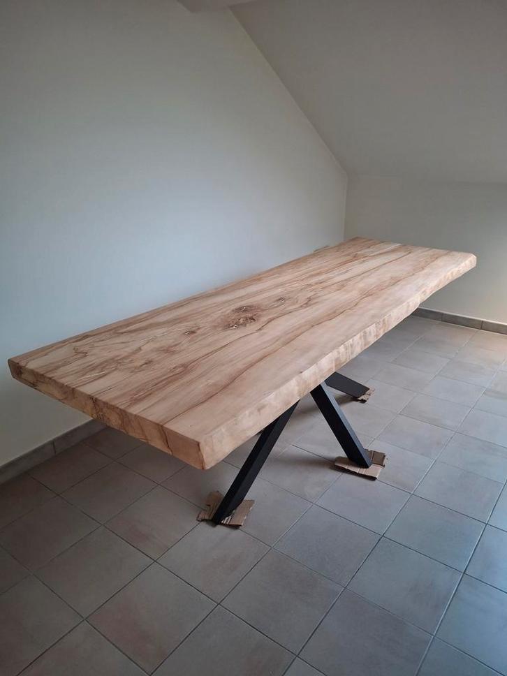 Table châtaignier massif, Huis en Inrichting, Tafels | Eettafels, Zo goed als nieuw, Ophalen